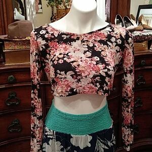 Charlotte russe crop top 